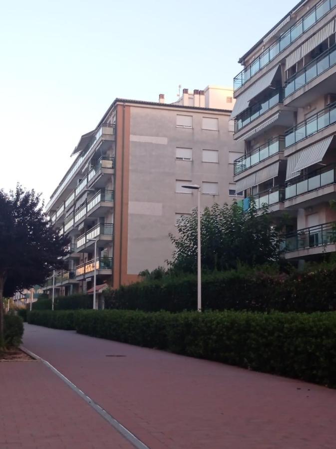 Apartamento Pilar Solo Familias Gandia Luaran gambar